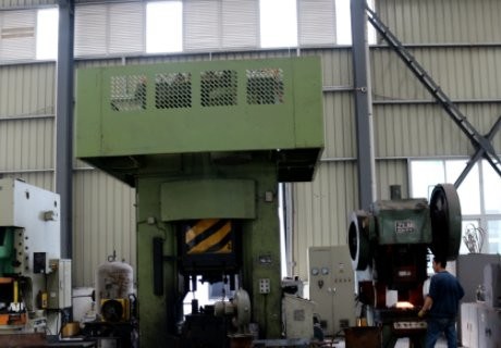 Sichuan Qingjiang Machinery Co., Ltd. dây chuyền sản xuất của nhà sản xuất